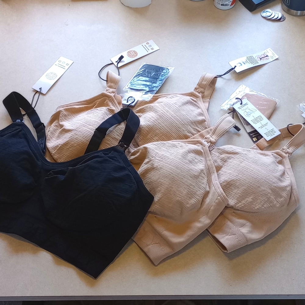 Kindred Bravely Pumping & Nursing Bras, NWT, Sm. Super Busty, Black & Beige